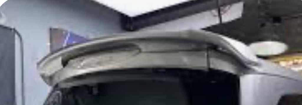 FREED原色尾翼（無色）